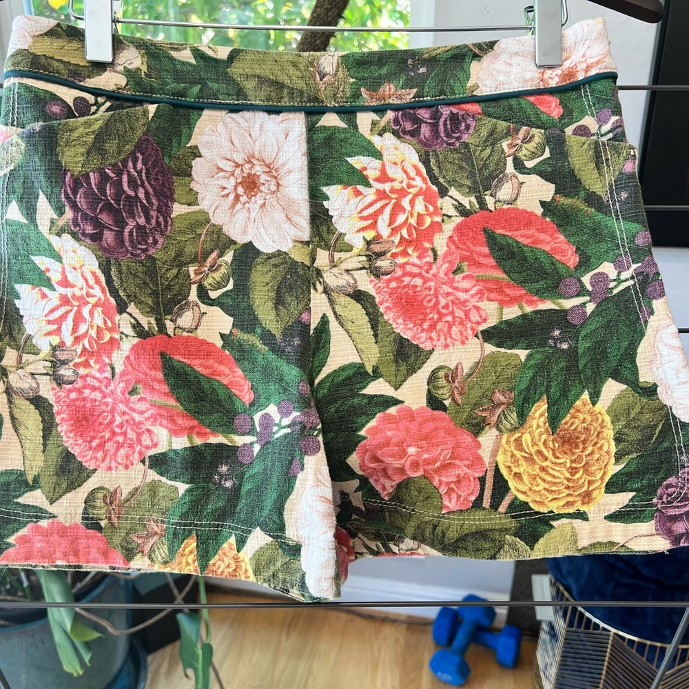 Elevenses Floral Print Shorts - Anthropologie brand - Size 6